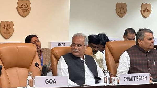  NPS के पैसों पर हक को लेकर टकराहट देखने