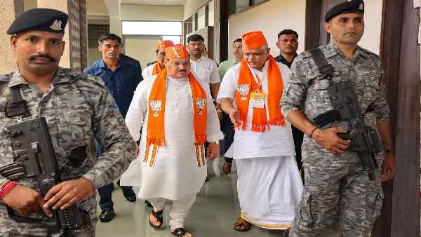 भाजपा के 10 में 7 समर्थक मजबूती के साथ डटे हैं-सर्वे