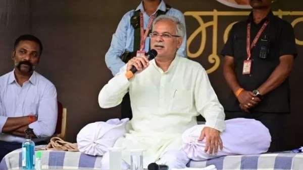 सीएम ने किया था महिला समूहों का सम्मान