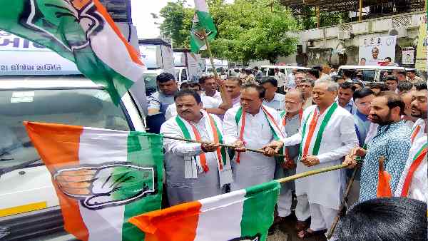 कांग्रेस को करीब आधे मुसलमानों का समर्थन- सर्वे