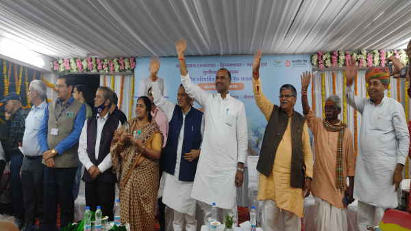 दैनिक मजदूरी पर रखा गया था कर्मचारी
