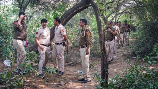 श्रद्धा के शव के टुकड़ों की तलाश में जुटी है पुलिस