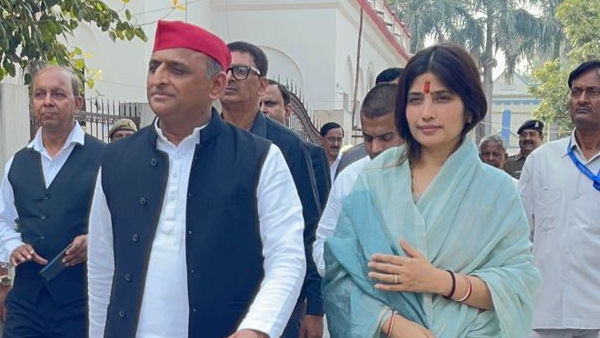 अखिलेश-डिंपल के पास कोई कार नहीं