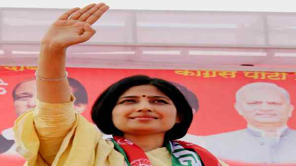 2012 में कन्नौज से निर्विरोध उपचुनाव जीती थीं डिंपल