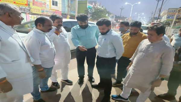 परिजनों की शिकायत घर में आ रहा गंदा पानी