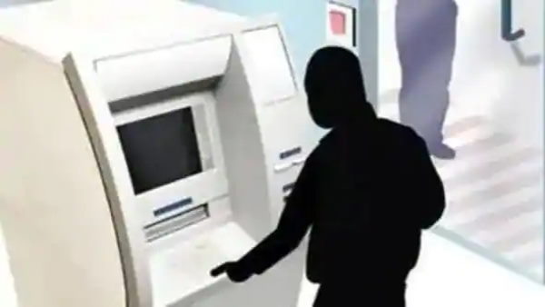 एटीएम कार्ड की क्लोनिंग