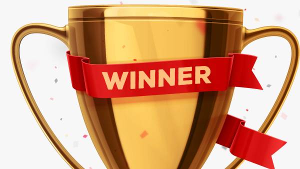 आर्थिक तंगी से जूझते हुए लहराया कामयाबी का परचम