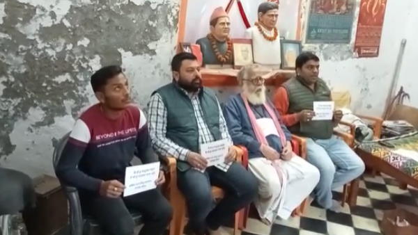 बीजेपी को भी नहीं बख्शा