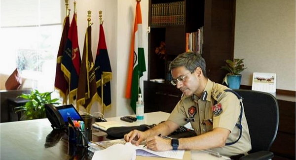 सीमा पार से कुछ ताकतें अस्थिरता फैलाने में लगी 