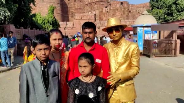 मामा की शादी में खरीदा था यह सूट मामा की शादी में खरीदा था यह सूट