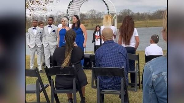 ताबूत में से निकला दूल्हा, मेहमान हैरान ताबूत में से निकला दूल्हा, मेहमान हैरान