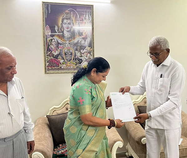 Gujarat: Congress MLA from Talala constituency, Bhagvanbhai D Barad, resignation from all posts of INC