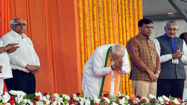 आदिवासी सीटों पर फिलहाल भाजपा मजबूत