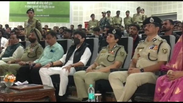 भव्य तरीके से किया गया रोजगार मेले का आयोजन