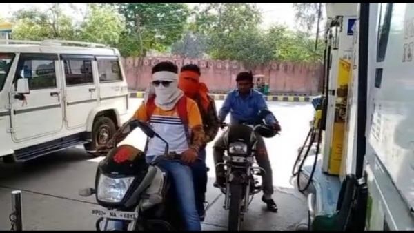 पेट्रोल पंप के कर्मचारियों का किया जा रहा है पुलिस वेरिफिकेशन