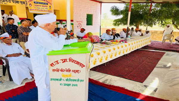 संशोधन कर सरकार करे पदों की भरपाई