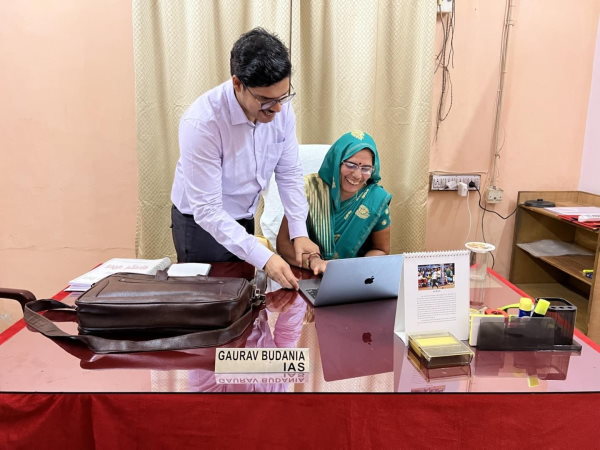 गौरव बुडानिया का बचपन चूरू में बीता गौरव बुडानिया का बचपन चूरू में बीता