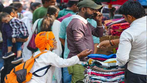 पिछले साल तक 31% थे मिडिल क्लास के लोग