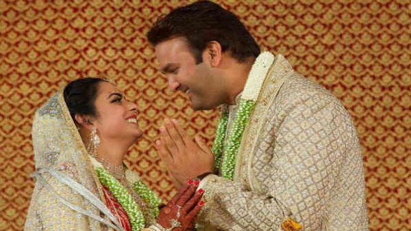 ईशा और आनंद ने रखा ये नाम ईशा और आनंद ने रखा ये नाम