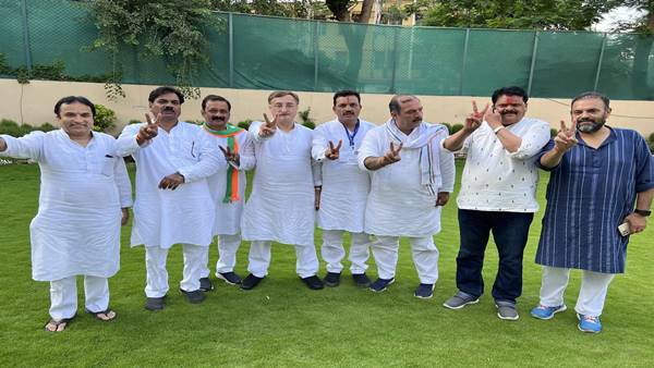 कांग्रेस बोली कमलनाथ के कार्यकाल में बने थे प्रस्ताव 