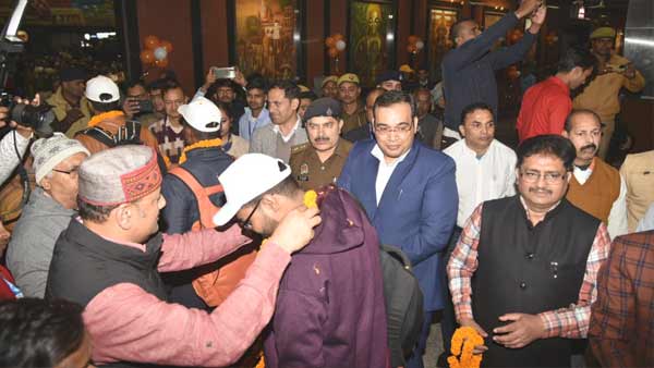 स्वागत से अभिभूत दिखे तमिल अतिथि