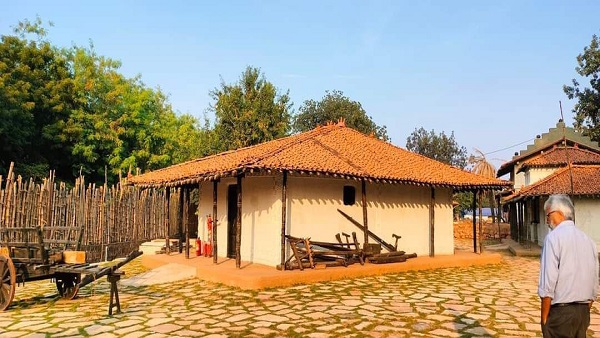 पद्मश्री बाबूलाल दाहिया का लिया जा रहा सहयोग