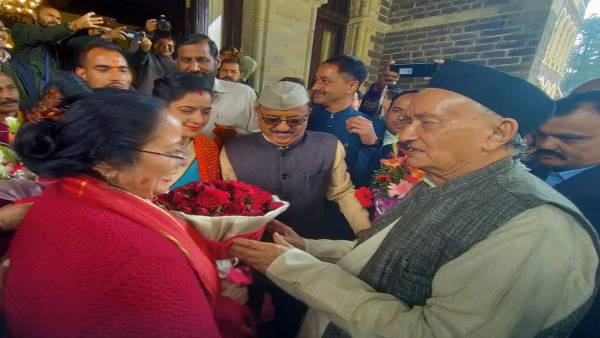 कोश्यारी उत्तराखंड बनने से लेकर अब तक अहम भूमिका निभाते आ रहे कोश्यारी उत्तराखंड बनने से लेकर अब तक अहम भूमिका निभाते आ रहे