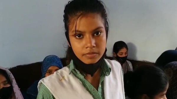 श्लोको के अर्थ भी समझाए जाते हैं