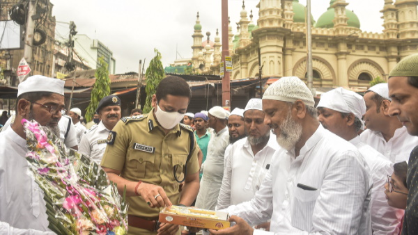 दिल्ली वक्फ बोर्ड हर महीने देता है इतनी सैलरी