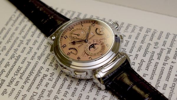 घड़ी मिलने की कहानी को लोगों ने बताया अविश्वसनीय