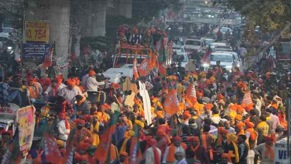 पूर्वांचली दिल्ली में क्यों हैं महत्वपूर्ण ?
