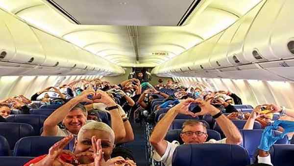 भारत से जितने करोड़पति निकलते हैं, उससे ज्यादा पैदा होते हैं-रिपोर्ट