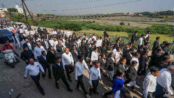 मोरबी में प्रचार से कन्नी काट रहे हैं उम्मीदवार-रिपोर्ट