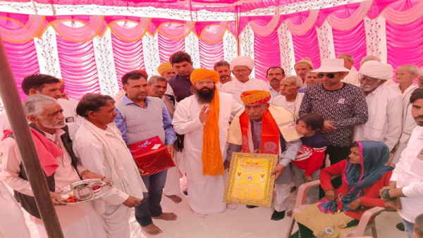 मां 5 साल पहले गुजर गई, 4 महीने पहले पिता चल बसे
