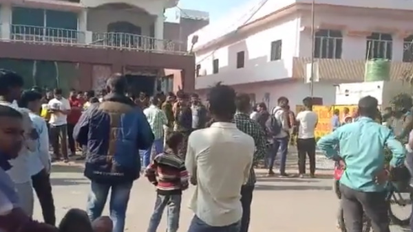 शकीला अक्सर नंदकिशोर से क्लेश करती थी