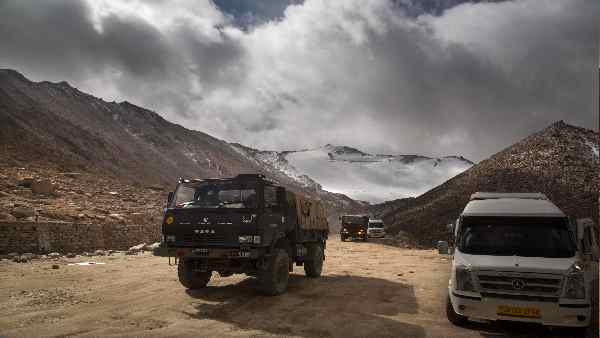 दुर्गम इलाकों में पुलों को भी अपग्रेड किया जा रहा है