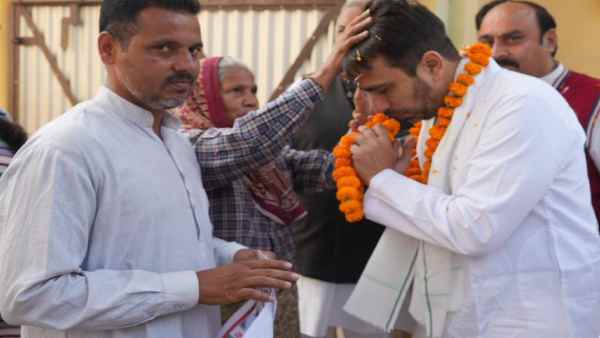 बीजेपी-आरएलडी के बीच कड़ा मुकाबला 