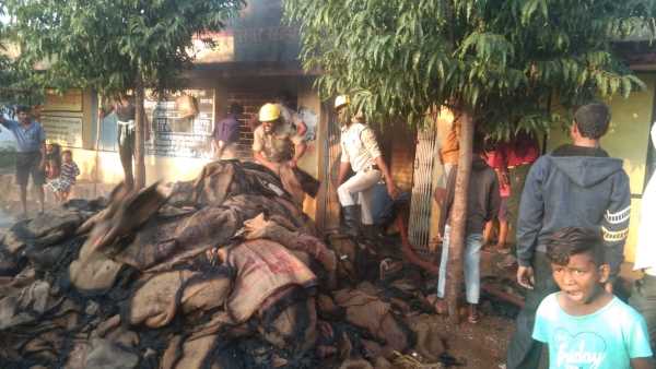 पाटन क्षेत्र के धान खरीदी केंद्र के गोदाम में लगी आग