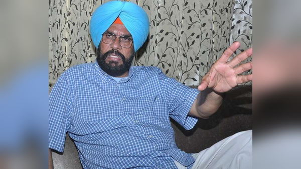 की थी विभाग की कार्यप्रणाली की समीक्षा 