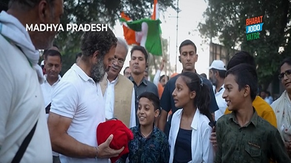 राहुल गांधी ने वीडियो शेयर कर लिखा, 'बेशुमार प्यार का खजाना है ये'