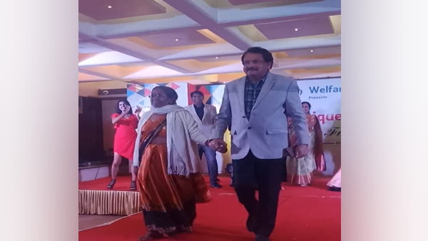 मुख्य अतिथि के रूप में शामिल हुए थे