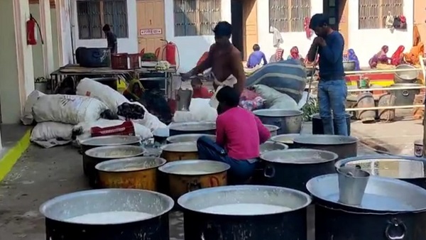 110 हवाई 250 क्विंटल सामग्री का भोग बनाएंगे