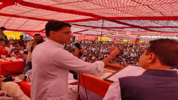 राठौड़ बोले जनता से किए वादों से मुकरे प्रधानमंत्री राठौड़ बोले जनता से किए वादों से मुकरे प्रधानमंत्री