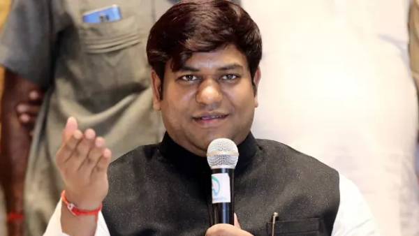 उपचुनाव में जीत का दावा किया