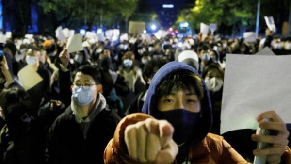 प्रदर्शन तेज हुआ