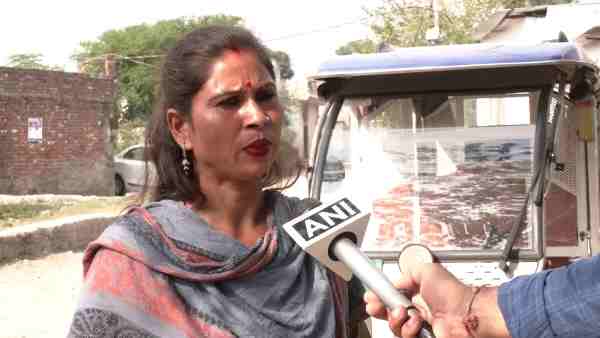 9वीं कक्षा में थी तब हो गई थी शादी