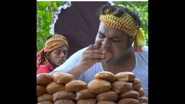 150 टोस्ट आराम से खा गया 
