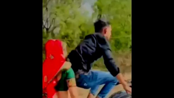 पीछे पत्नी और आगे स्टंट