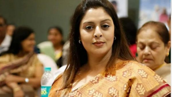 कांग्रेस नेता ने दिया था समर्थन