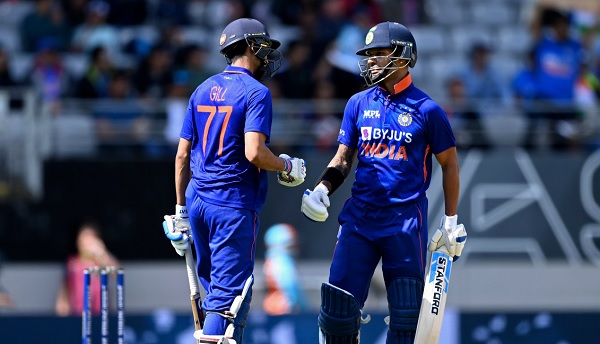  रोहित शर्मा ने 15 वनडे पारियों में यह काम किया